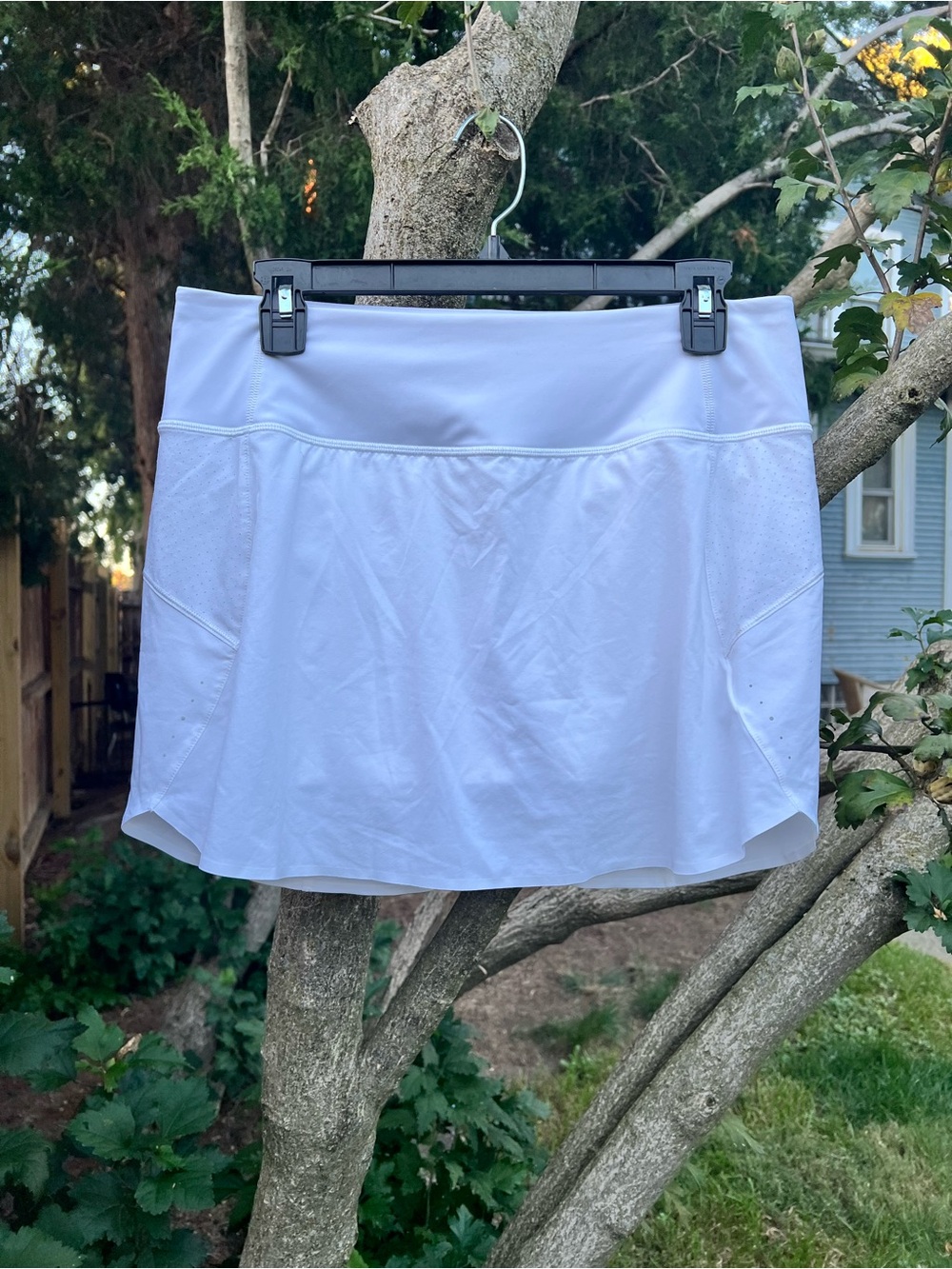 Athleta Run With It Skirt Skort Athletic M white